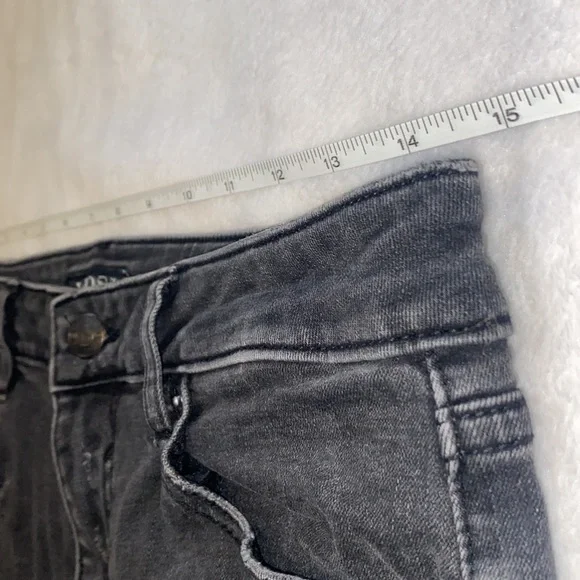 Stretchy slightly distressed black jean shorts! - Picture 7 of 11